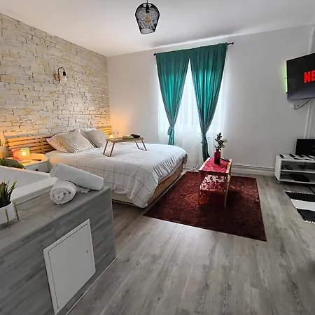 Romantic Cocon In Apartment Mülhausen